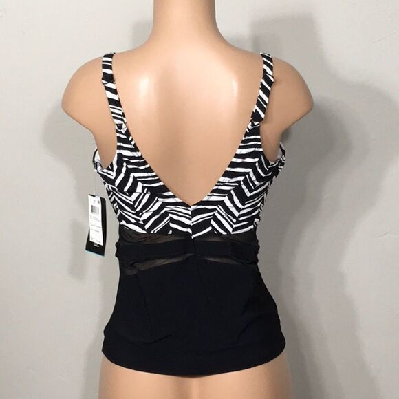 PROFILE black and white tankini top. NWT - Picture 7 of 16